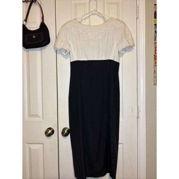 VTG 80s Sarah Elizabeth SZ 10 Dress Black, White Embroidered Modest Midi Formal - Picture 1 of 10